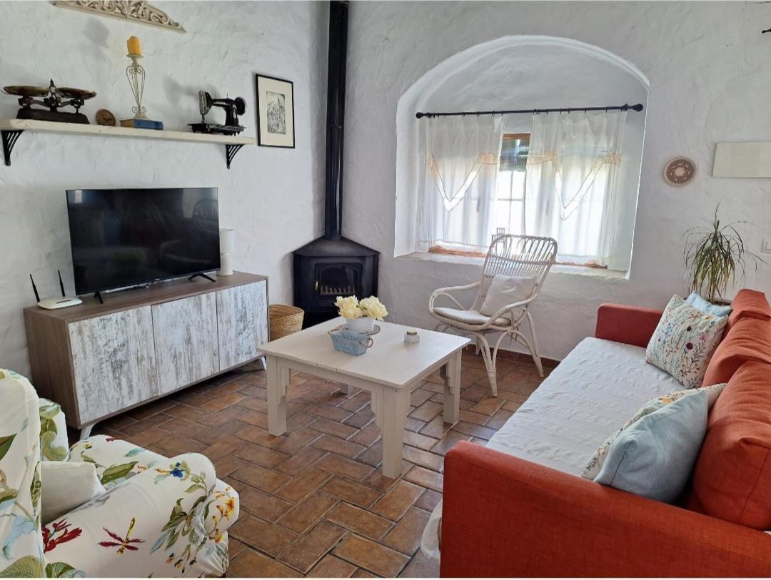 Casa Rural El Nino Santamaria , Con Piscina Y Wifi 베예데라프론테라 객실 사진
