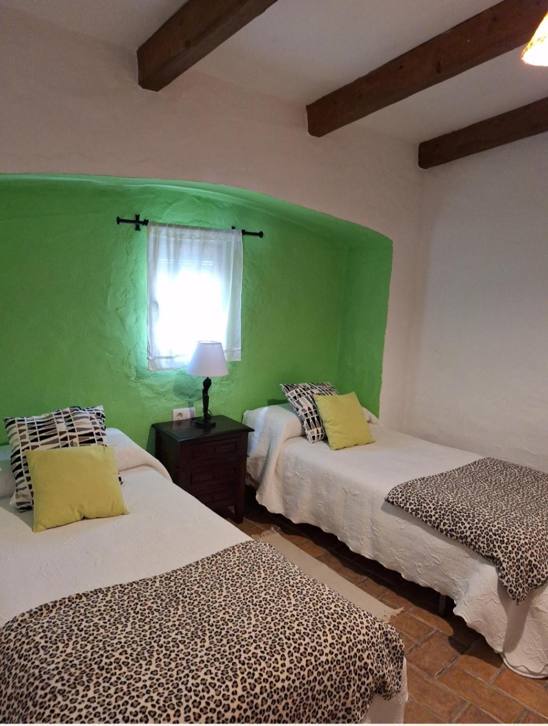 Casa Rural El Nino Santamaria , Con Piscina Y Wifi 베예데라프론테라 외부 사진